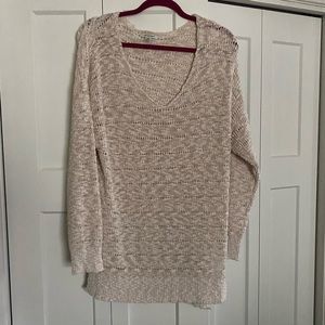Beautiful cream textured AE sweater, worn once